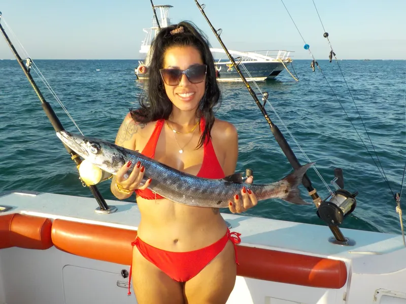 Dall'alba all'aggancio, ogni momento con Gone Fishing Punta Cana è indimenticabile