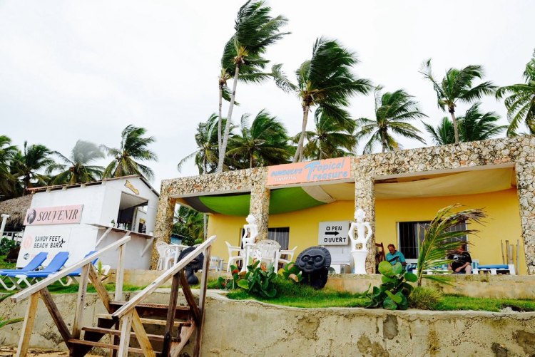 Tropical Treasure Gift Shop - Punta Cana, Dominican Republic